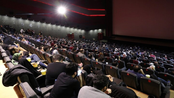 تکاب صاحب سینما می‌شود