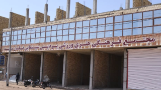 نگار میبد