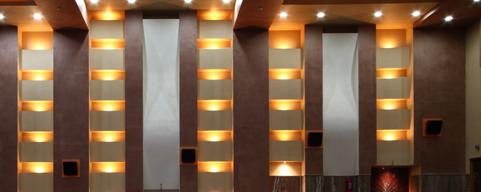 شاهین طلایی شاهین شهر