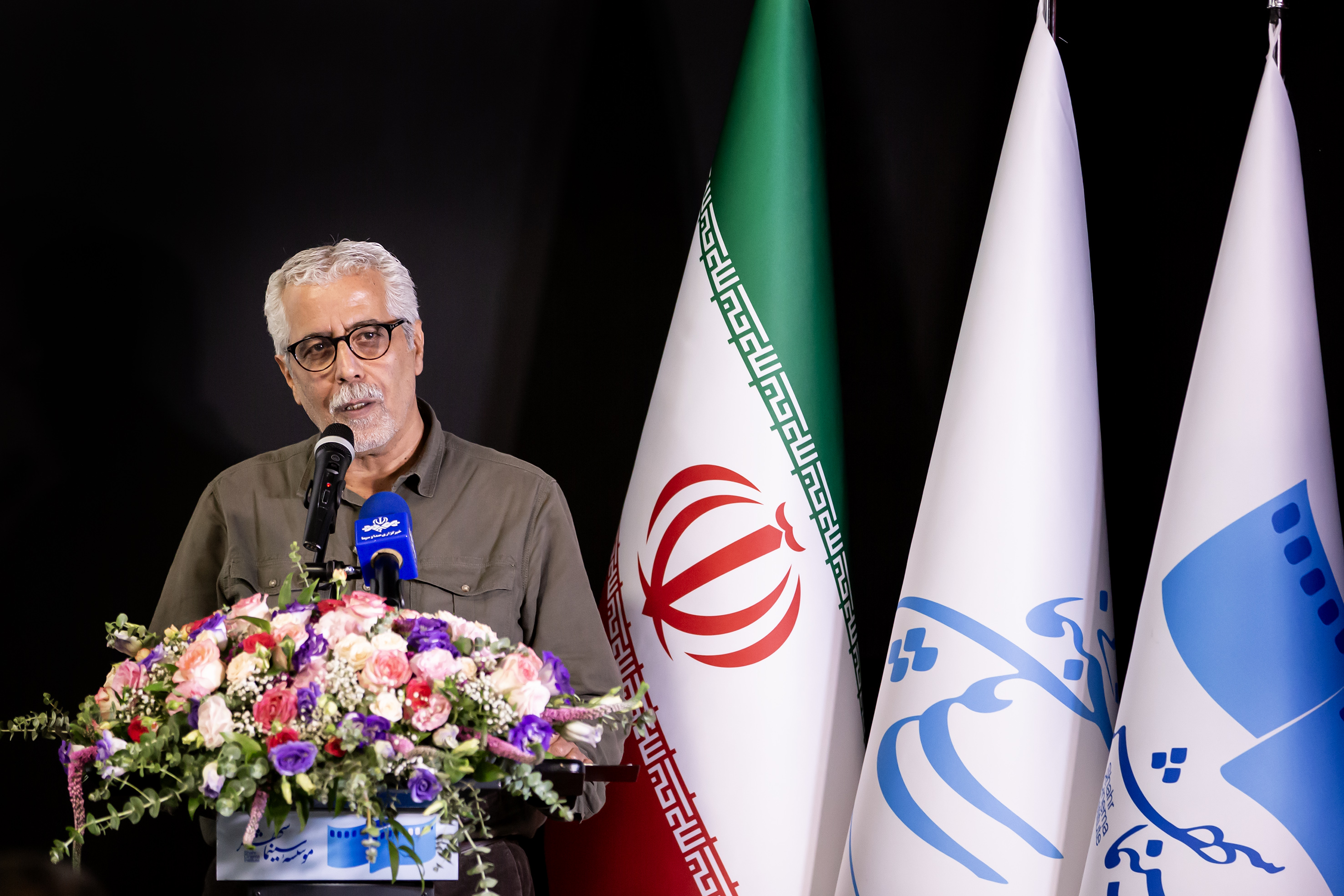 مراسم تجلیل از احمدرضا درویش